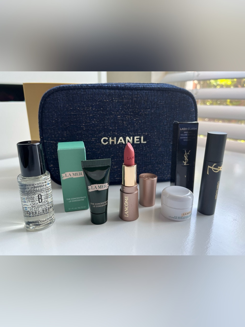 🔥 6 Piece Luxury Makeup/Skincare Bundle - Picture 2 of 12